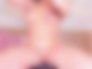 MiaVelveett's Live Sex Cam Show