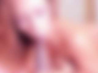 MiaVelveett's Live Sex Cam Show