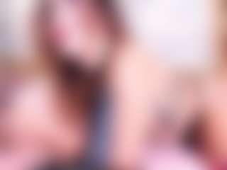 MiaVelveett's Live Sex Cam Show