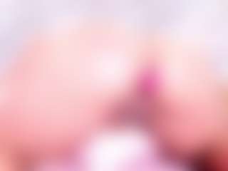 MiaVelveett's Live Sex Cam Show