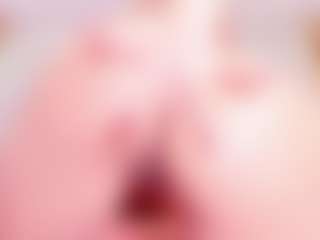 MiaVelveett's Live Sex Cam Show