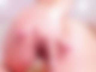 MiaVelveett's Live Sex Cam Show