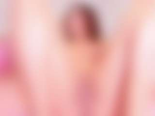 MiaVelveett's Live Sex Cam Show