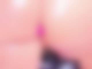 Live cam show with MiaVelveett - Sexwebcam Teen (18+) on live.xheat.ai