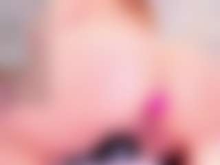 MiaVelveett's Live Sex Cam Show