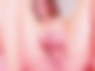 MiaVelveett's Live Sex Cam Show