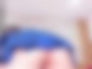 Live cam show with MiaVelveett - Creamy on Streamer API