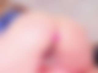 MiaVelveett's Live Sex Cam Show