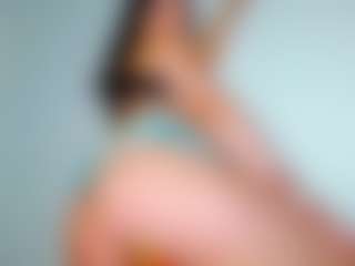 Live cam show with KriisJonnes - Teen (18+) on Camsoda