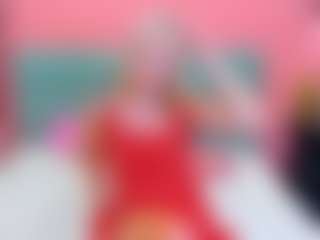Live cam show with TessaAdorable - Oil on Dolls Live
