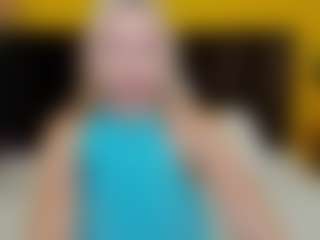 Live cam show with TessaAdorable - Cowgirl on https://playwithruby.com