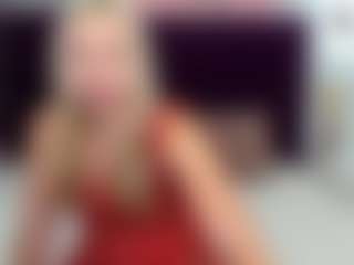 Live cam show with TessaAdorable - Green Eyes on AdultVida.com