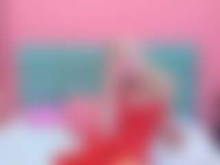 Live cam show with TessaAdorable - Blonde Hair Petite on Fapmatic.com
