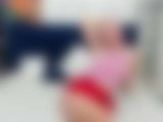 Live cam show with TessaAdorable - College on CamwithHer