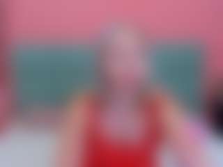 Live cam show with TessaAdorable - Blonde Hair Petite on Milfs Live