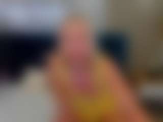 Live cam show with TessaAdorable - Camel Toe on sexylive.show
