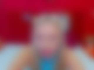 Live cam show with TessaAdorable - Blonde Hair College on Camsoda