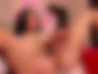 Live cam show with Luna - Public on Cam Slut