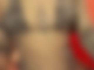 Live cam show with Luna - Brown Hair on https://playwithruby.com
