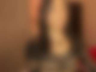 Live cam show with Luna - Hairy on sexylivex.com