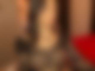 Live cam show with Luna - Hairy Pussy Latina on Milfs Live | colombia