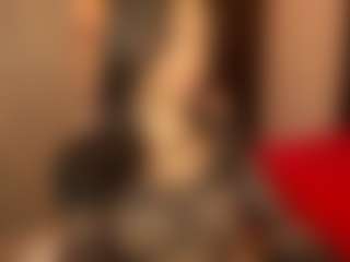 Live cam show with Luna - Nipple Piercings on studioflirtlive.com