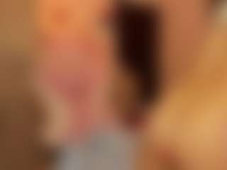 Live cam show with Luna - Facial Piercings on Pornisteam.com