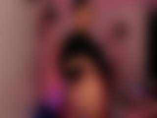 Live cam show with Luna - Glasses on Camming Site