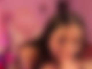 Luna's Live Sex Cam Show