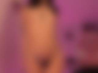 Luna's Live Sex Cam Show
