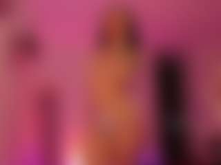 Live cam show with Luna - Hairy Pussy Brown Hair on LiveSexCams6