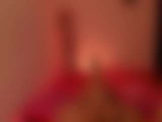 Live cam show with Luna - Public Toys on Camsoda