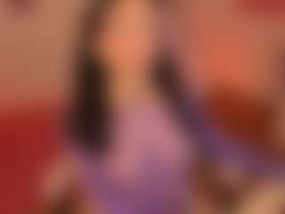 Live cam show with Luna - Glasses on Camming Site