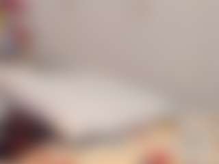 Bananasquirtt's Live Sex Cam Show