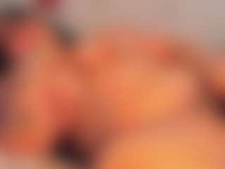 Bananasquirtt's Live Sex Cam Show