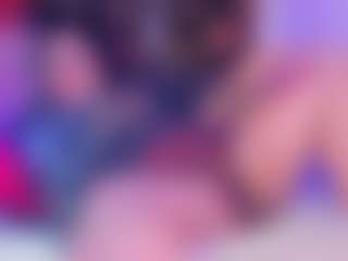 Live cam show with Bananasquirtt - Double Penetration on Camsoda