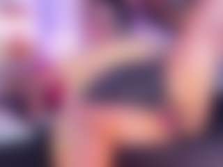 Bananasquirtt's Live Sex Cam Show