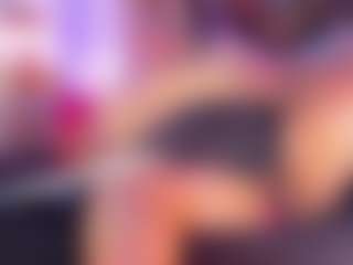 Bananasquirtt's Live Sex Cam Show
