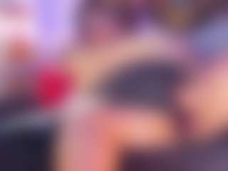 Bananasquirtt's Live Sex Cam Show