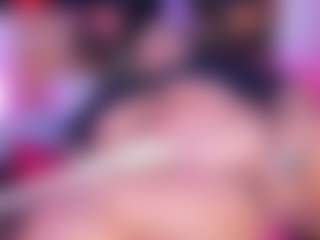 Bananasquirtt's Live Sex Cam Show