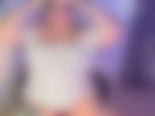 Bananasquirtt's Live Sex Cam Show