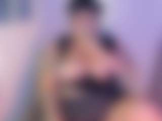 Bananasquirtt's Live Sex Cam Show