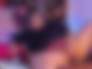 Bananasquirtt's Live Sex Cam Show