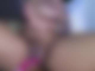 Live cam show with Estefy-gomez09 - Shaved Pussy Teen (18+) on Camsoda