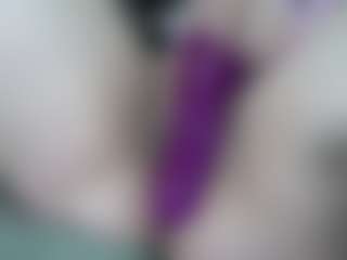 Live cam show with Lilith-NoirF - Upskirt on xDating