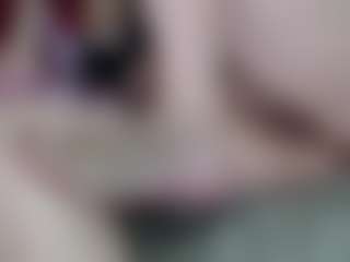 Live cam show with Lilith-NoirF - Green Eyes on livesuperchat.net