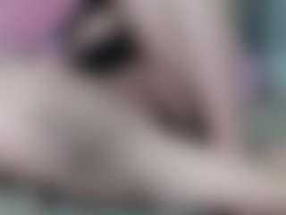 Live cam show with Lilith-NoirF - Upskirt on liverealitysex.com