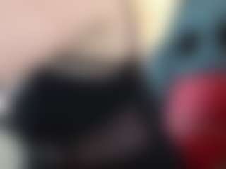 Live cam show with Lilith-NoirF - Red Hair Squirt on Soda Cam