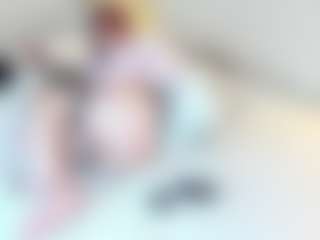 Live cam show with Lilith-NoirF - Green Eyes on fuck-show.com