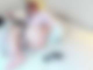 Live cam show with Lilith-NoirF - Red Hair on Camsoda Late Night
